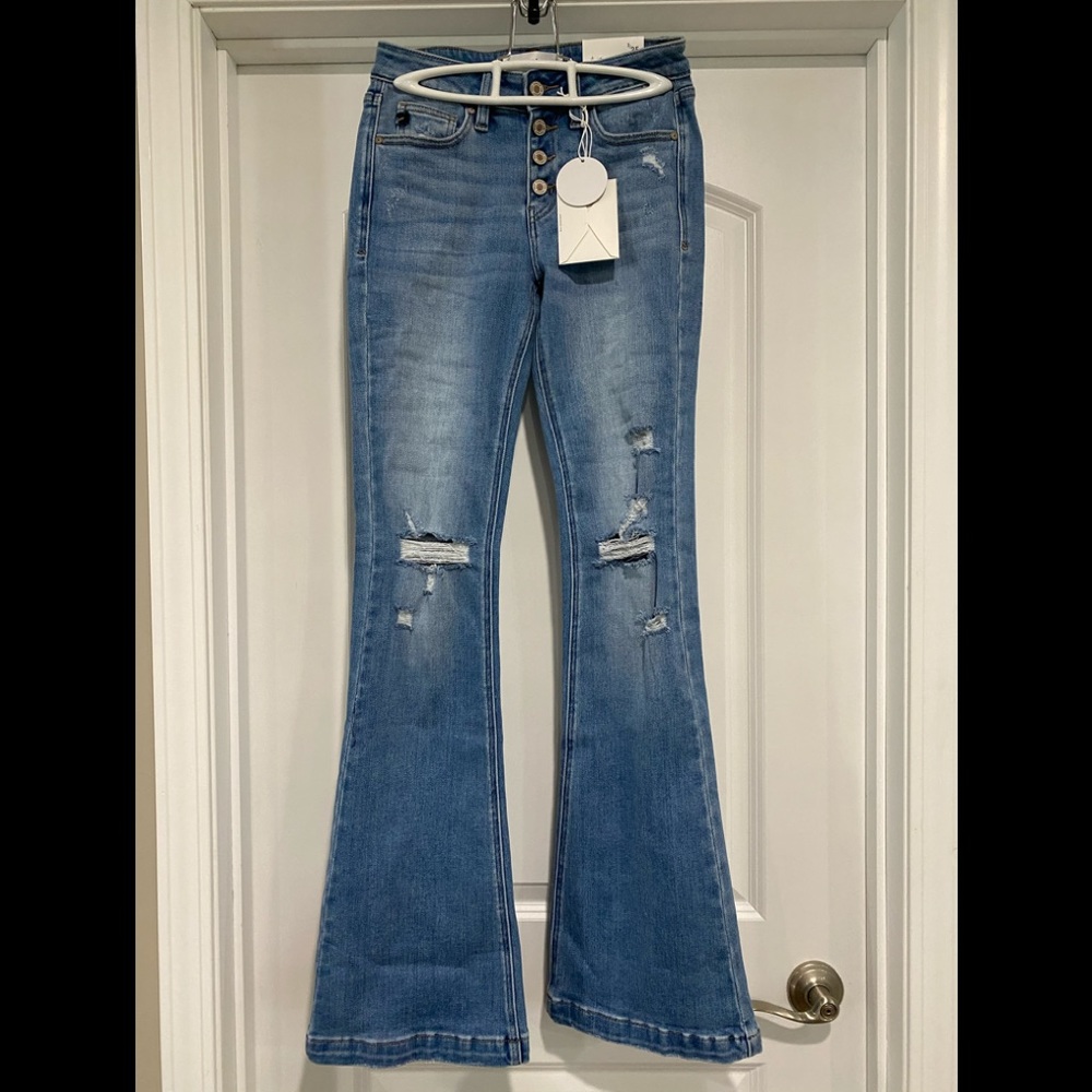 Kancan Jeans exclusively for VICI